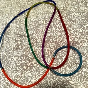 Customizable rubber necklace